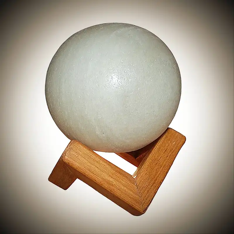 آباژور سنگ نمک مدل گـوی پـایه چـوبی کد 414