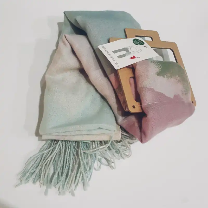 شال زنانه اکسسورایز مدل B777