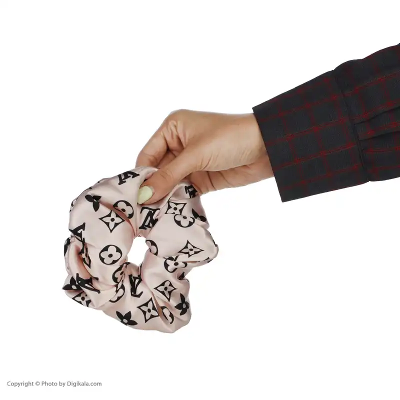 کش مو زنانه مدل اسکرانچی ساتن