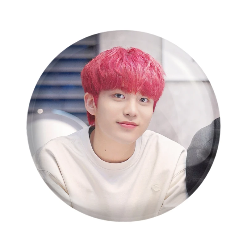 پیکسل خندالو مدل جونگهو گروه ایتیز ATEEZ کد 21285