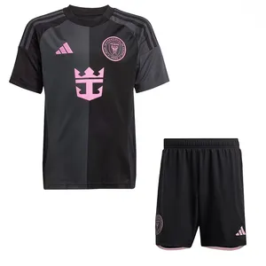 ست تی‌شرت آستین کوتاه و شلوارک ورزشی مردانه مدل اینتر میامی کد Away 2026