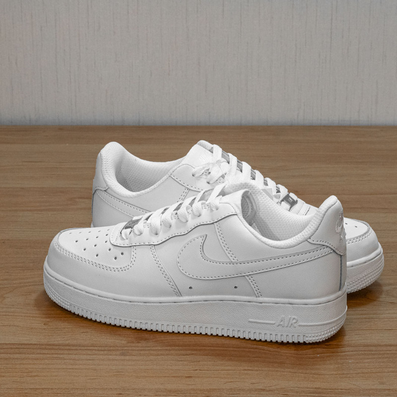 کفش پیاده روی مدل Air Force 1 Low
