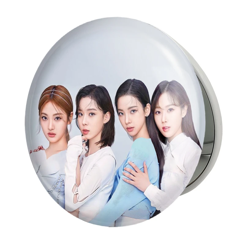 آینه جیبی خندالو طرح گروه آسپا Aespa مدل تاشو کد 12484 