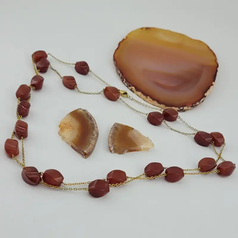 گردنبند زنانه مدل رومانتویی عقیق هلی کد 1393