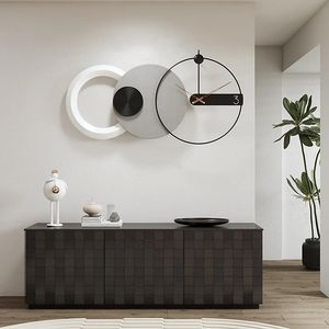 نقد و بررسی ساعت دیواری اِلِنسی مدل هوفر توسط خریداران