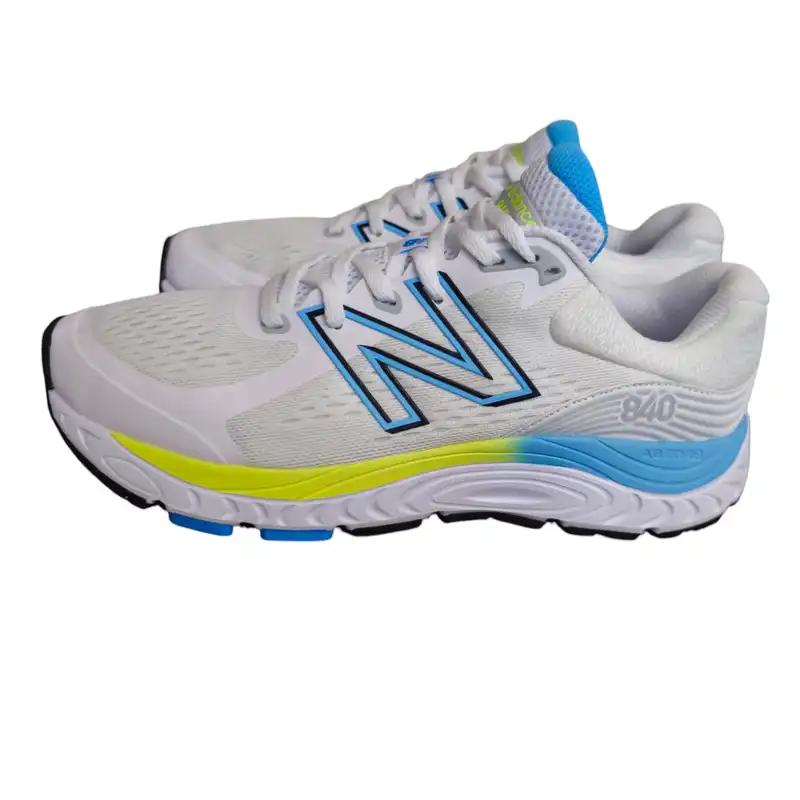 کفش پیاده روی مدل 840