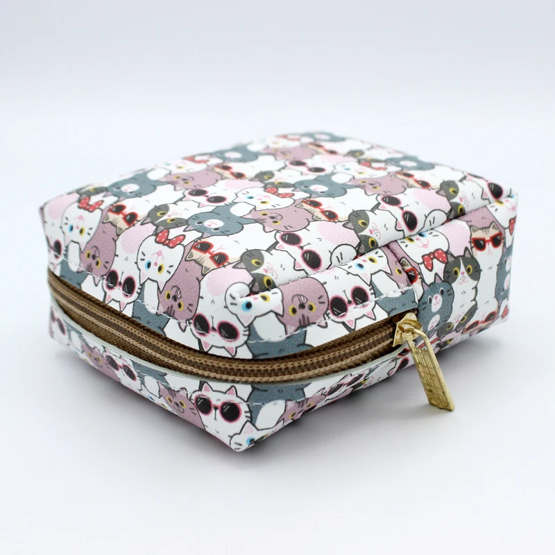 عکس شماره 3 : کیف نوار بهداشتی مدل پیشی ها کد idm544