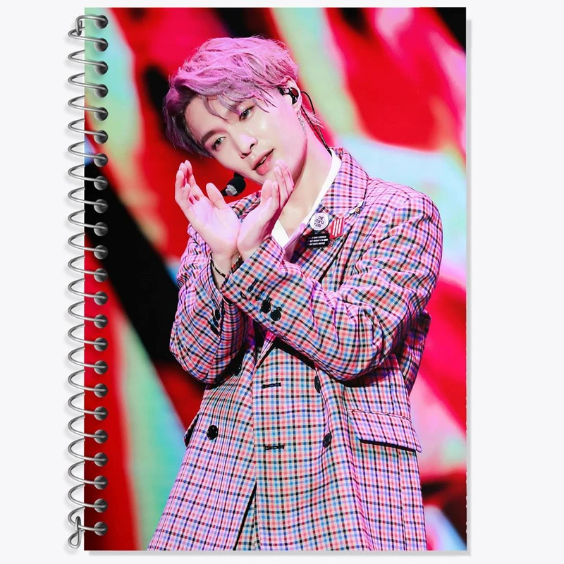 دفتر زبان 50 برگ خندالو مدل سه خط طرح لی گروه اکسو EXO کد 13453