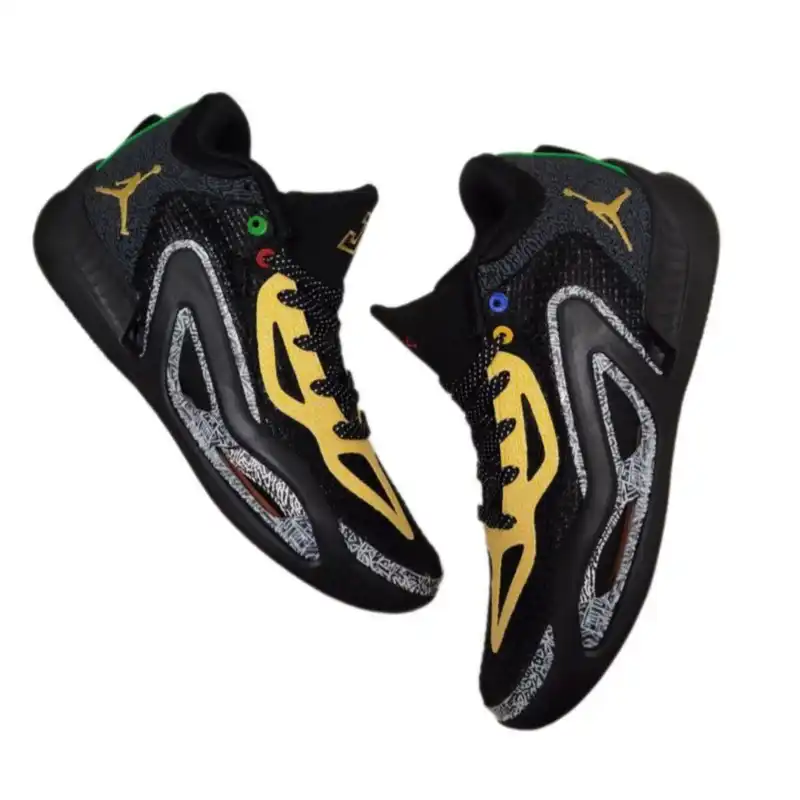 کفش بسکتبال مدل تیتوم 1