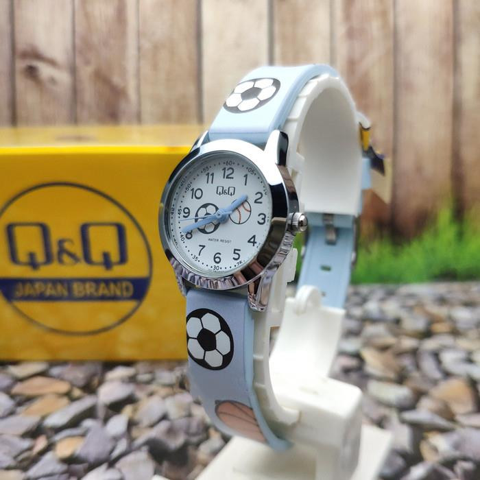 ساعت مچی عقربه ای پسرانه کیو اند کیو مدل qc29j344y