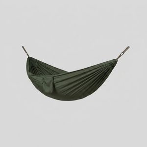 تخت آویز سفری ایزی تریپر مدل ننو کد H.01 با ابعاد 300x150 سانتی‌متر، جنس پارچه مموری مقاوم در برابر کشش ، نرم و سبک با قابلیت راه‌اندازی سریع 