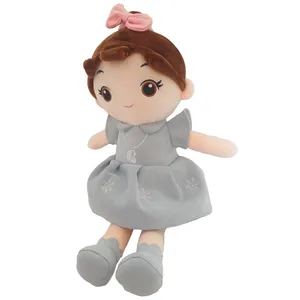 عروسک مدل دختر مو قهوه ای کد DB20 ارتفاع 44 سانتی‌متر