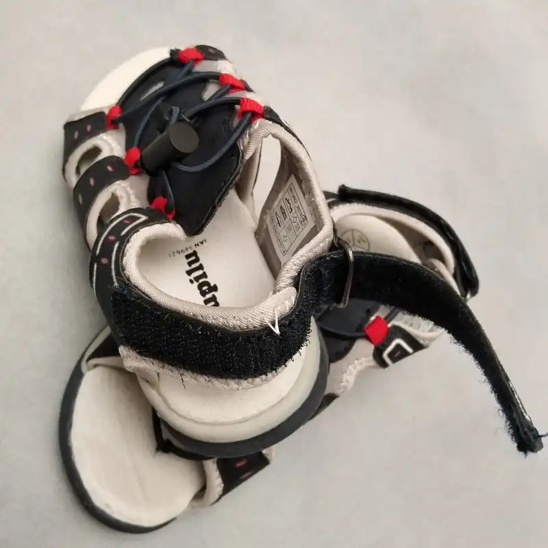 صندل پسرانه لوپیلو مدل bR897