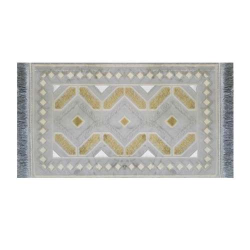 فرش ماشینی 1200 شانه خواجوی زمینه نقره‌ای حاشیه نقره ای مدل پادری 1200شانه