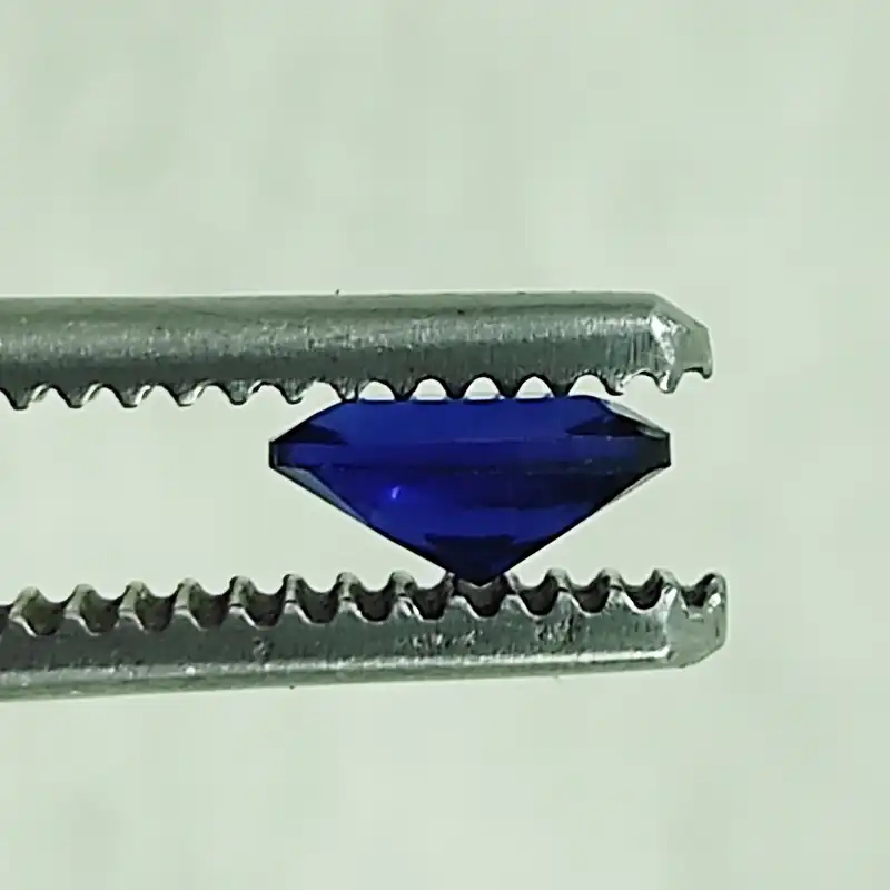 سنگ یاقوت کبود سلین کالا کد Pc2-2