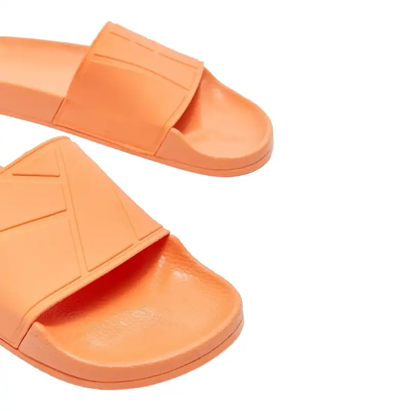 دمپایی زنانه ال سی وایکیکی مدل آنتی شوک استپ دار