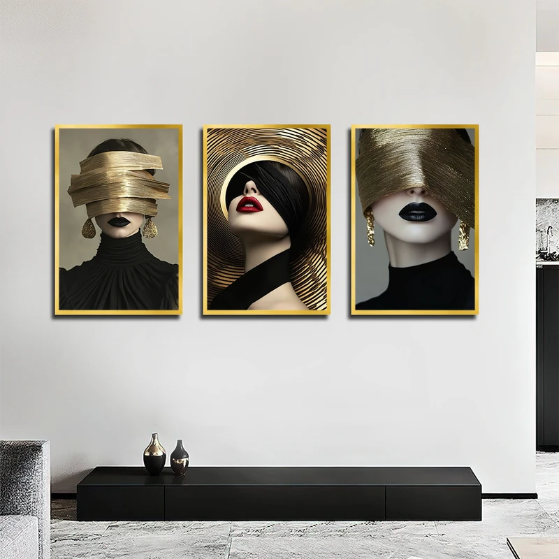 تابلو بکلیت طرح چهره و مدلینگ و آرایش لب مدل T-3606 فریم طلایی مجموعه 3 عددی