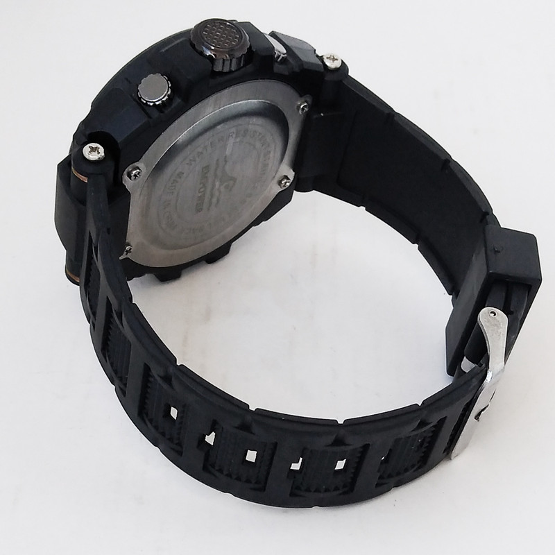 ساعت مچی دیجیتال مردانه مدل اسپرت ضدآب چراغدار