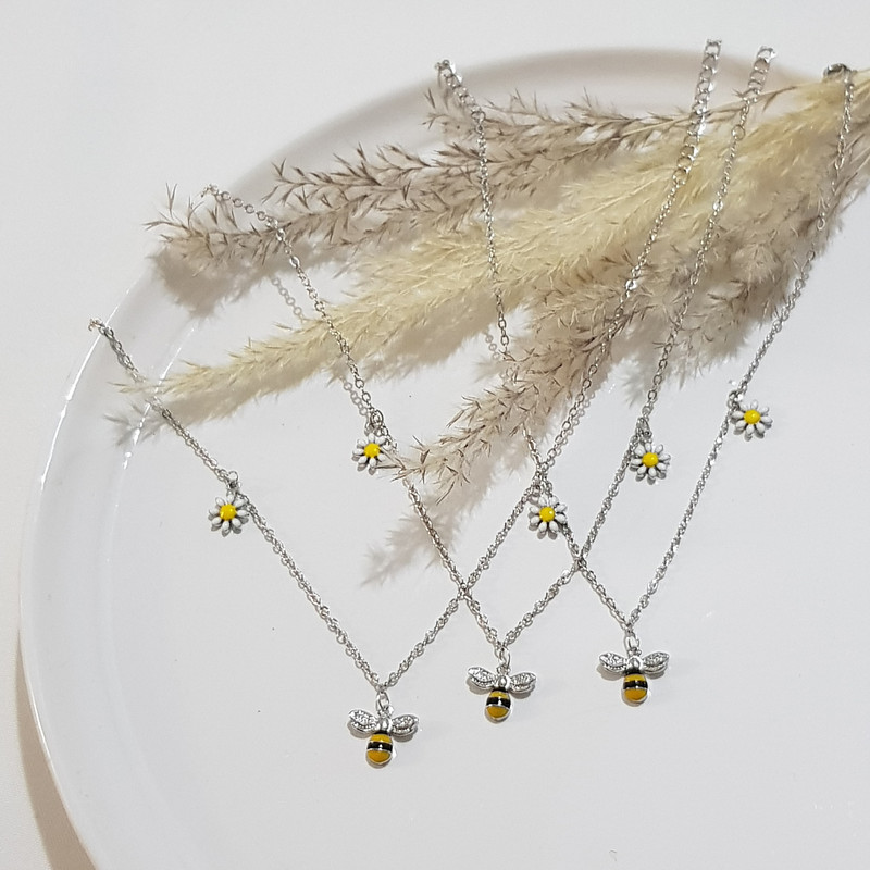 پابند زنانه وای اس ایکس مدل زنبور عسل و بابونه 3364