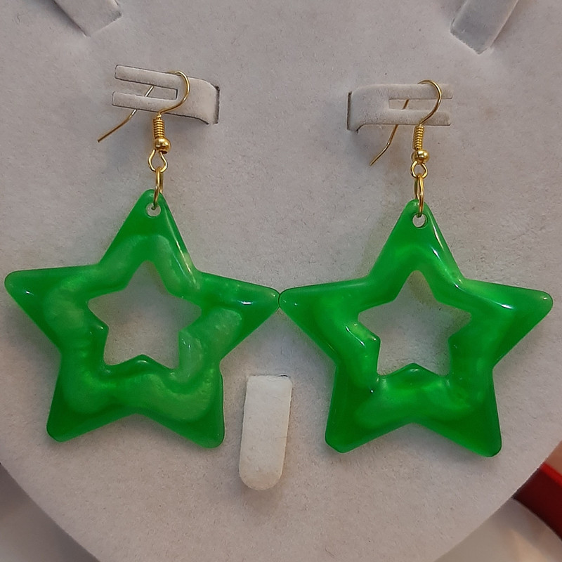 گوشواره زنانه مدل ستاره گوشواره زنانه مدل ستاره