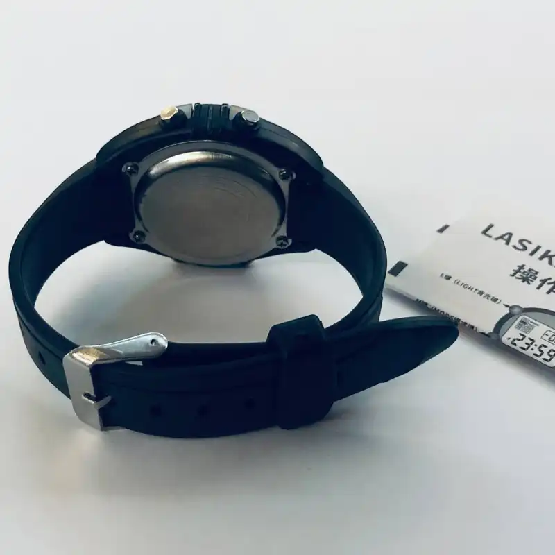 ساعت مچی دیجیتال بچگانه لاسیکا مدل W-F135