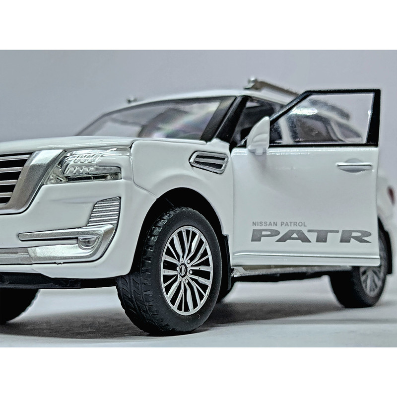 ماشین بازی مدل فلزی طرح پاترول