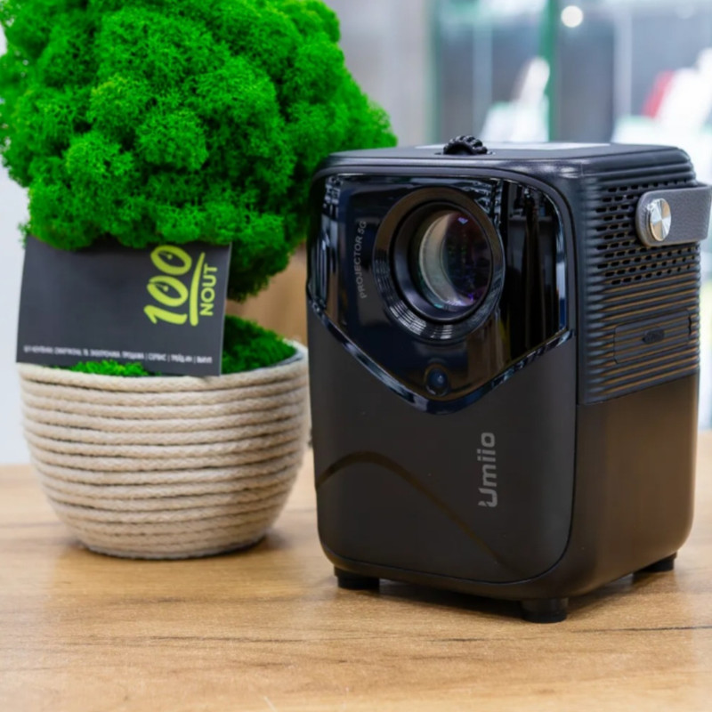 ویدئو پروژکتور یومیو مدل Full HD q1 ویدئو پروژکتور یومیو مدل Full HD q1