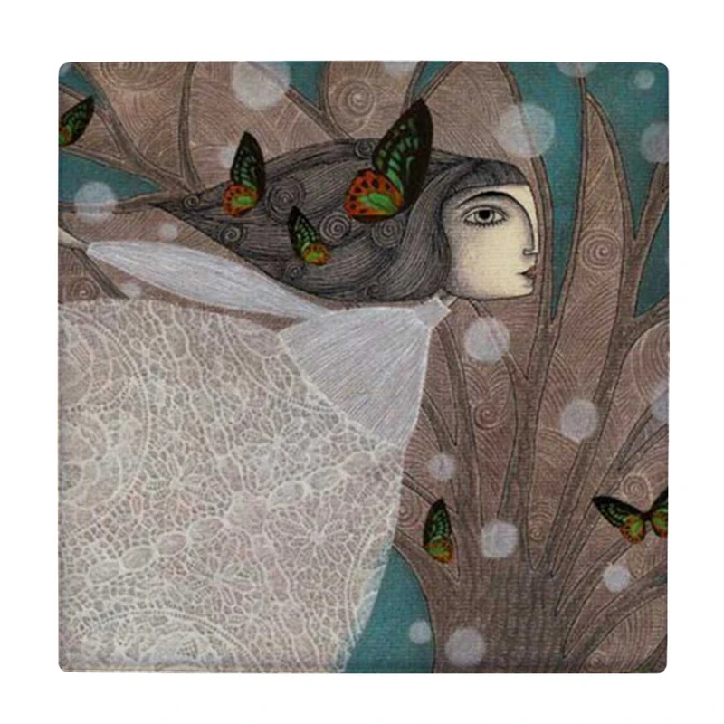  زیر لیوانی  طرح بانوی پرانه ها کد    6289036_5871