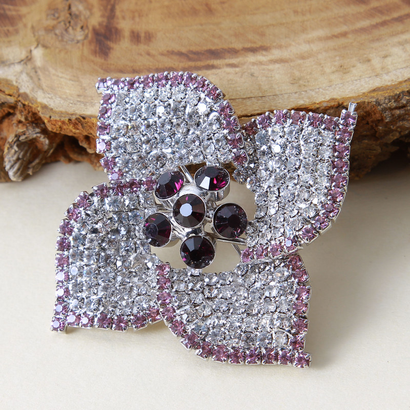 گل سینه زنانه بازرگانی میلادی مدل استیل رنگ ثابت ضد حساسیت فول نگین بدون ریزش کد ACZ_043