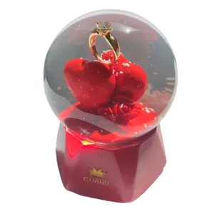 گوی چراغ دار حلقه عشق
