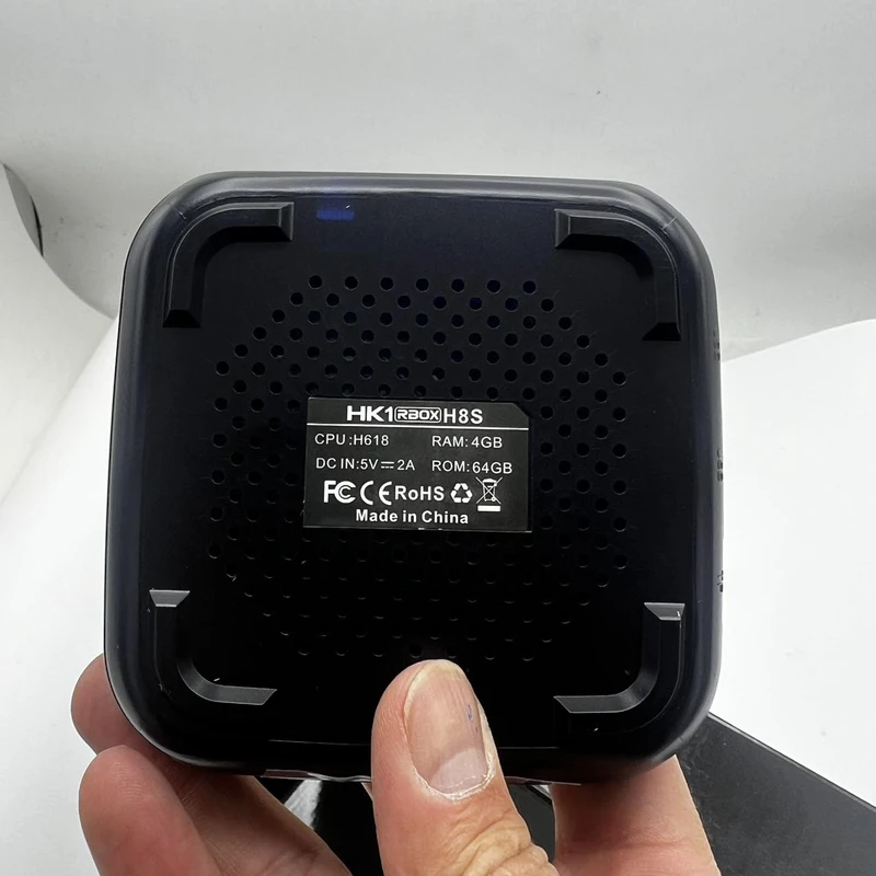 عکس شماره 14 : اندروید باکس مدل hk1 rbox 64-4gb به همراه کیبورد بی سیم