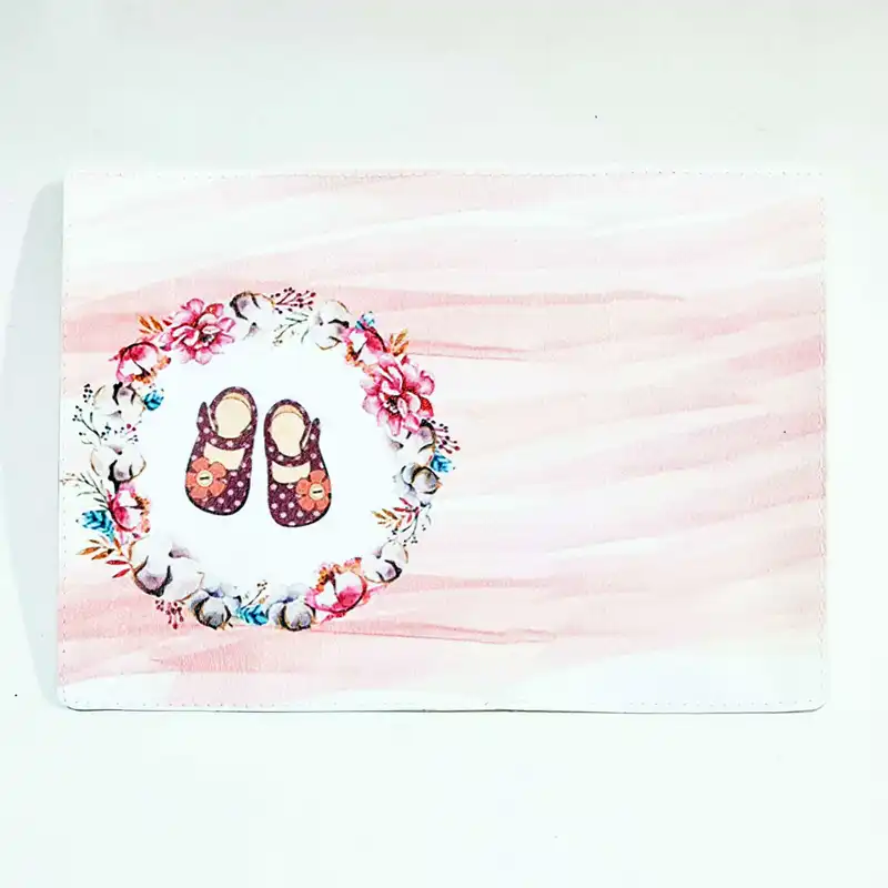 جلد شناسنامه طرح نوزاد دختر مدل IDC090558