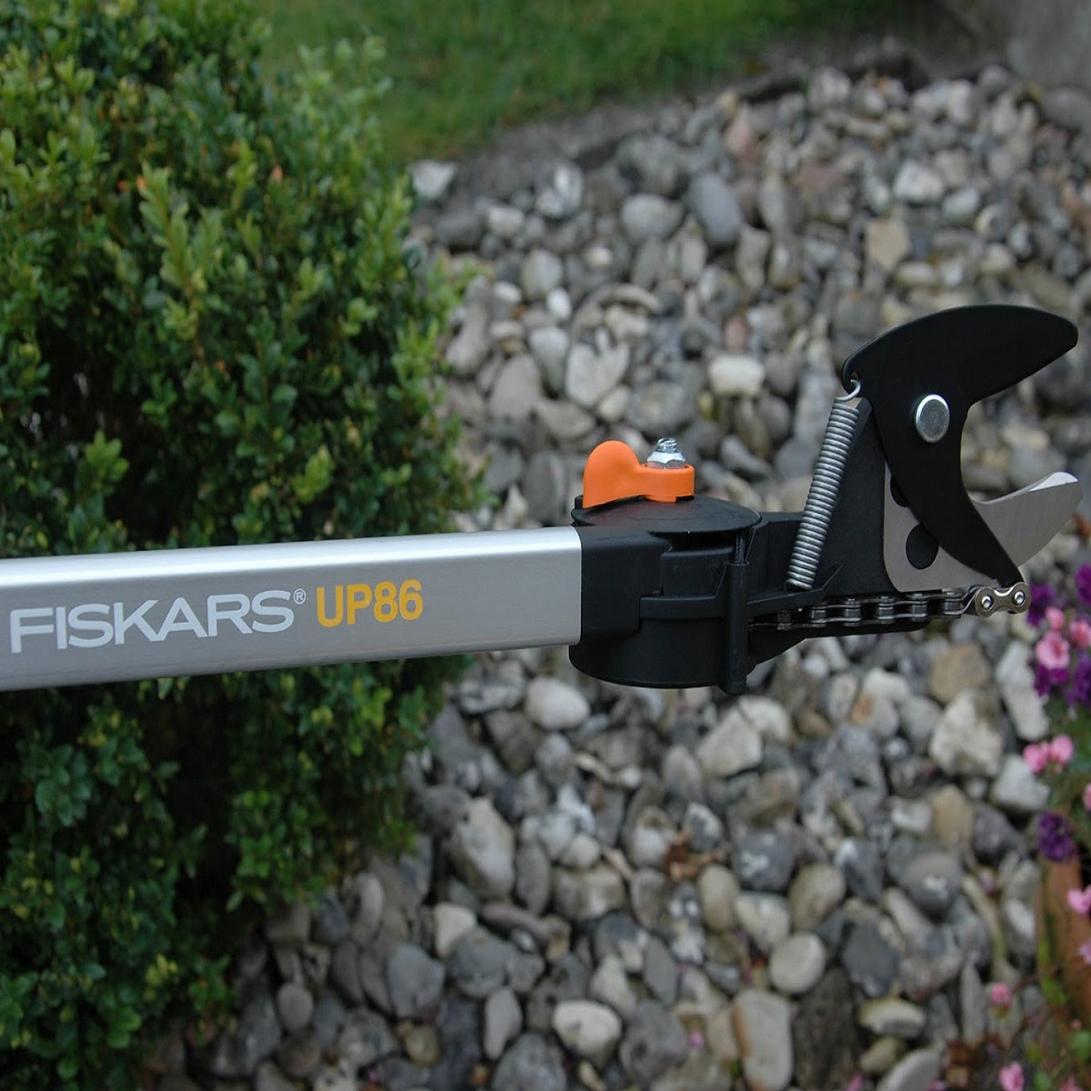 قیچی شاخه زن فیسکارس مدل آپ 86