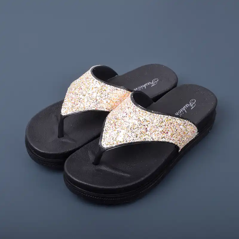 دمپایی لاانگشتی زنانه نیکتا مدل GD.2462