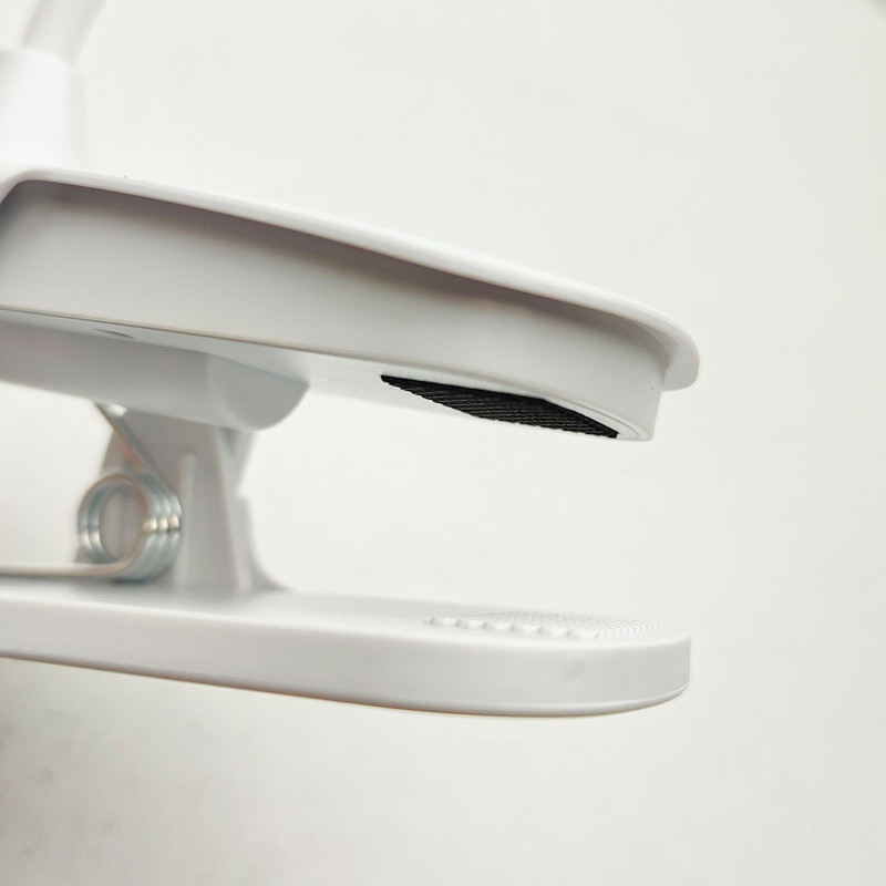 چراغ مطالعه شارژی مدل مولتی 3 حالته گیره ای طرح لمسی کد QG-0003