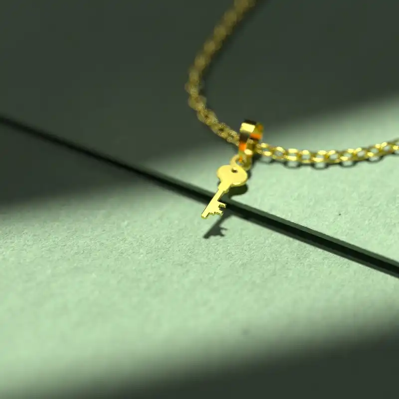 گردنبند طلا 18 عیار زنانه مدوپد مدل کلید کد F3-1-1077