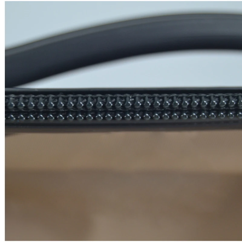 عکس شماره 14 : چمدان مدل فشن کد vte1 سایز بزرگ ارتفاع 78 سانتی متر