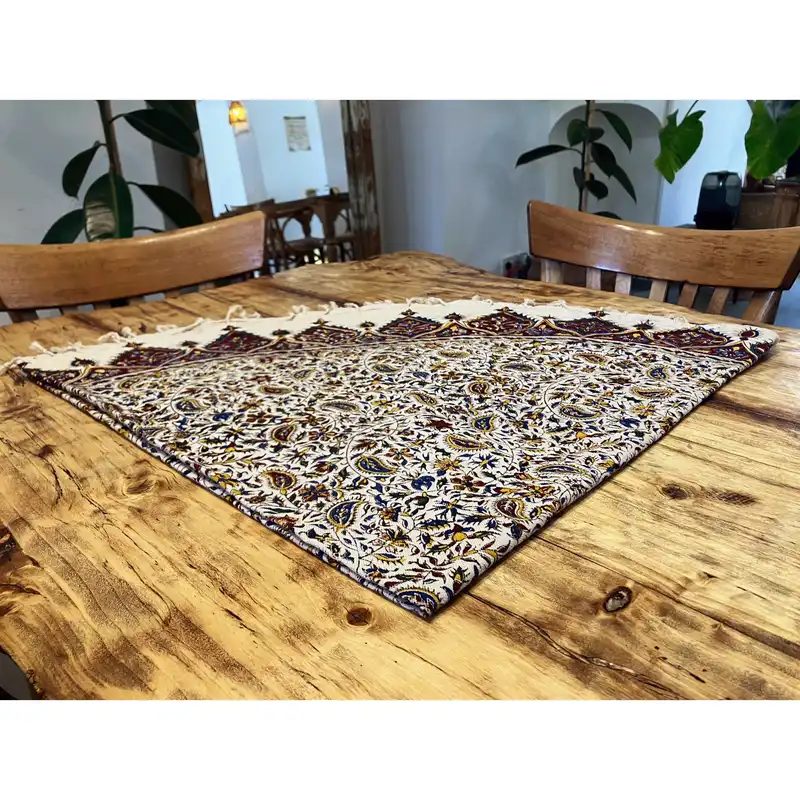 سفره قلمکار طرح بته سنتی