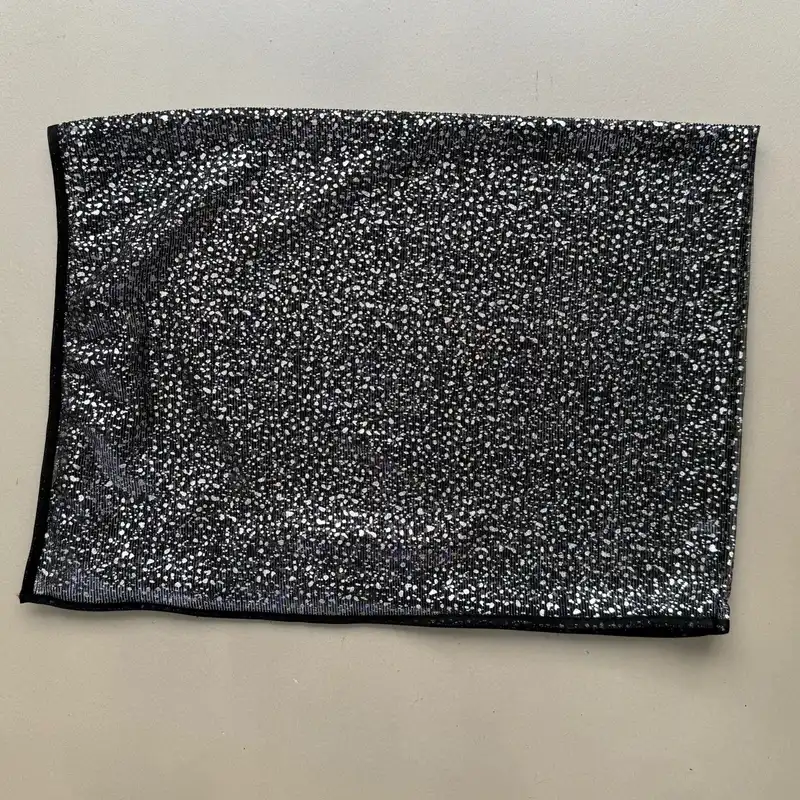 شال زنانه مدل حریر کش لیزری مجلسی دو رو خالخالی