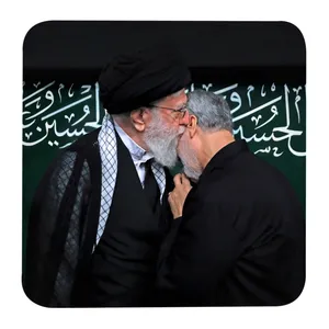 مگنت مدل G1002 طرح رهبر سید علی خامنه ای و شهید حاج قاسم سلیمانی