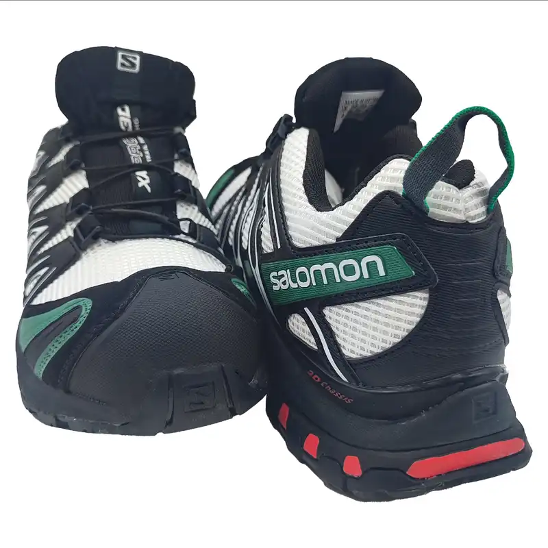 کفش طبیعت گردی مدل 3D