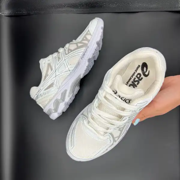 کفش پیاده روی زنانه مدل اسپرت