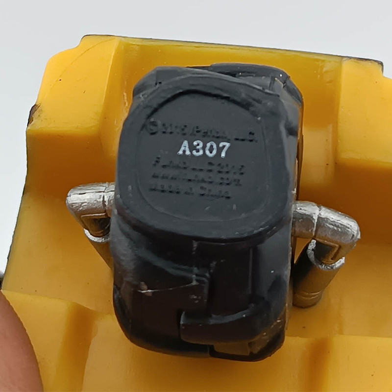 اکشن فیگور فانکو مدل بردرلندز طرح Claptrap