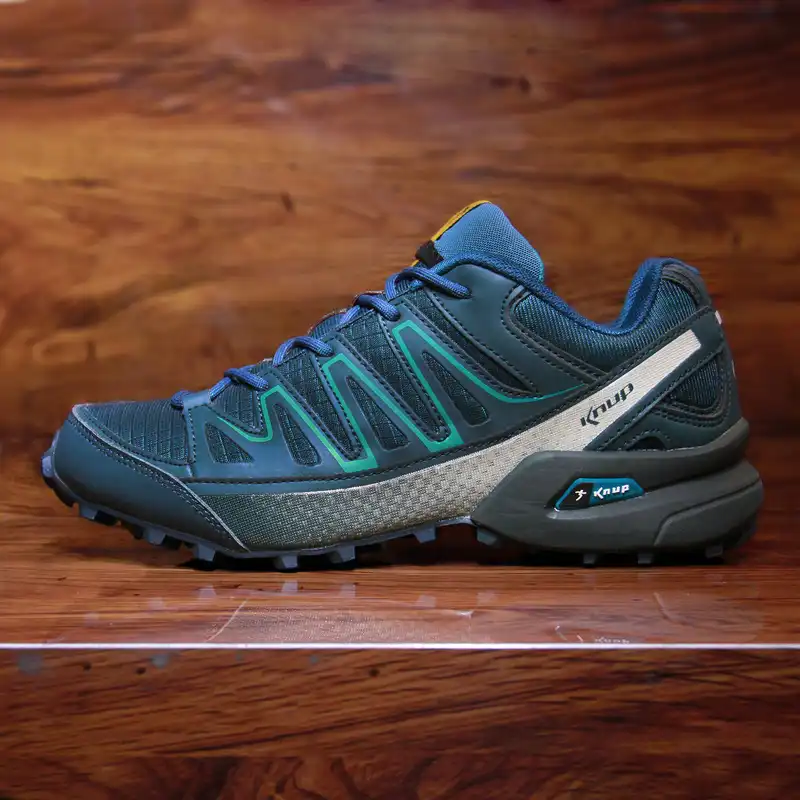 کفش پیاده روی زنانه کناپ کد B83