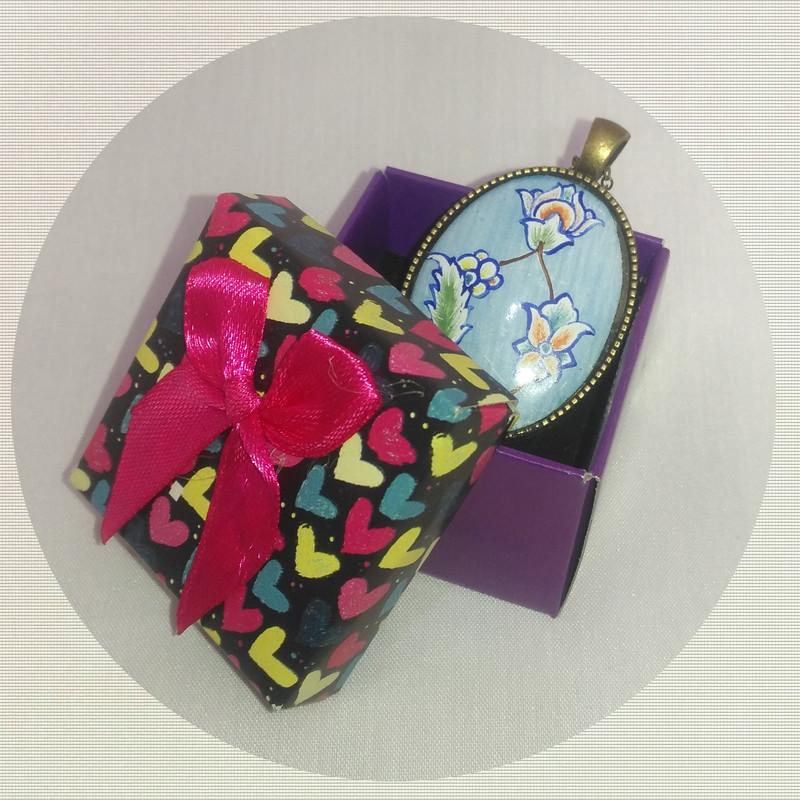 گردنبند دخترانه مدل A17 دست ساز میناکاری