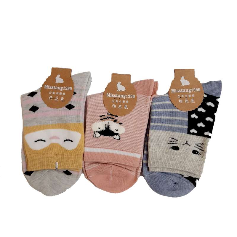 جوراب دخترانه مدل فانتزی مجموعه 3 عددی