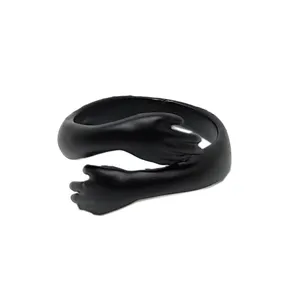 انگشتر زنانه مدل آغوش