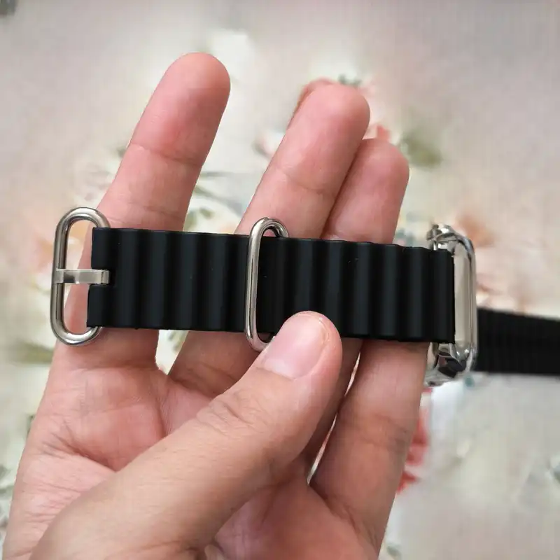 ساعت مچی دیجیتال مدل بند پیو طرح الترا کد 1