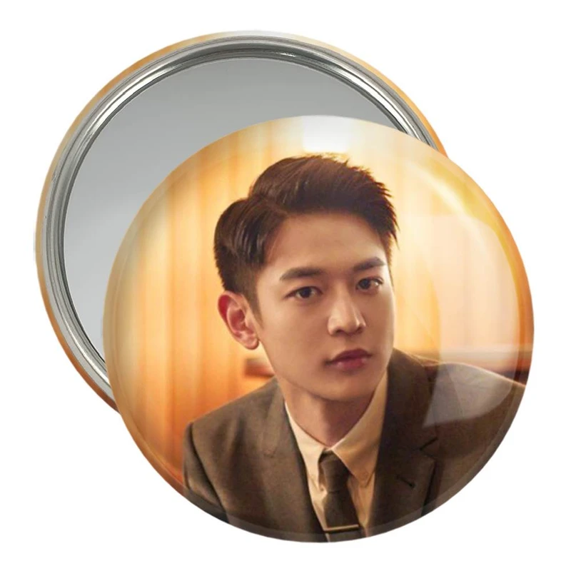 آینه جیبی خندالو مدل مینهو گروه شاینی Shinee  کد 12356