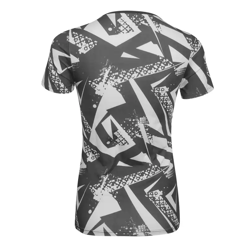 تی شرت آستین کوتاه ورزشی زنانه مدل UNghW3